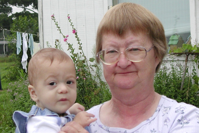 2003-10-07 Ginny and Sam.jpg