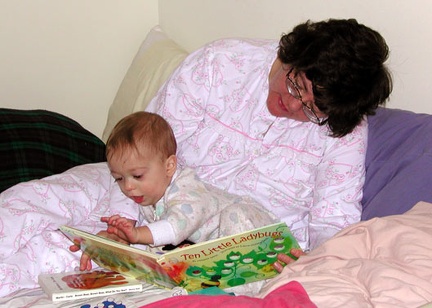 2004-01-28-Karen-Sam-Reading