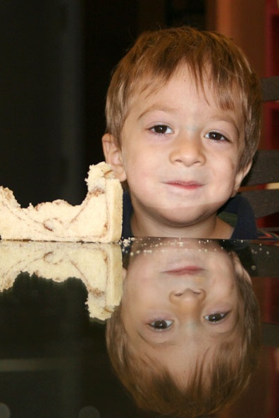 2005-08-10 Sam Bread.jpg