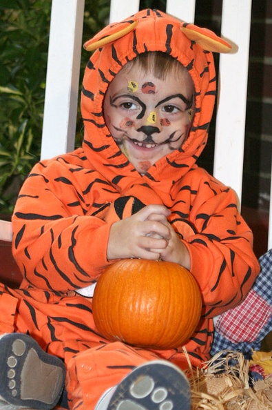 2005-10-22 Sam Costume3.jpg