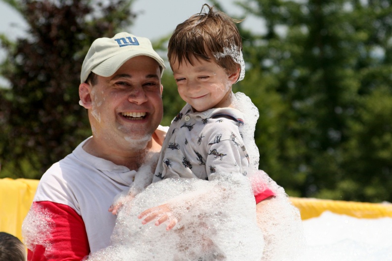 2006-05-28 Sam Dad Foam.jpg