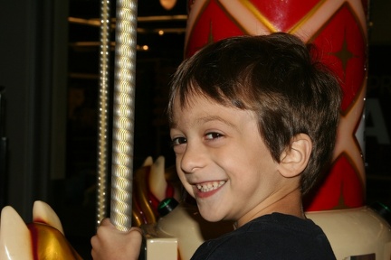 2007-09-02 Sam Carousel 04