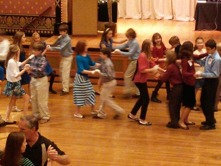 2014-11-01 Cotillion 32a