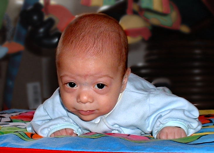 2003-03-02_Sam on Belly-B .jpg